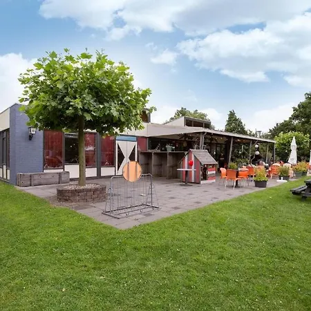 Ferienpark Rekerlanden 80 *